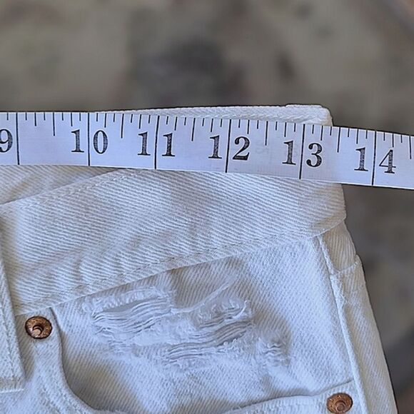 Levi's White Wedgie Fit Ankle Jeans size 25 - Picture 10 of 16